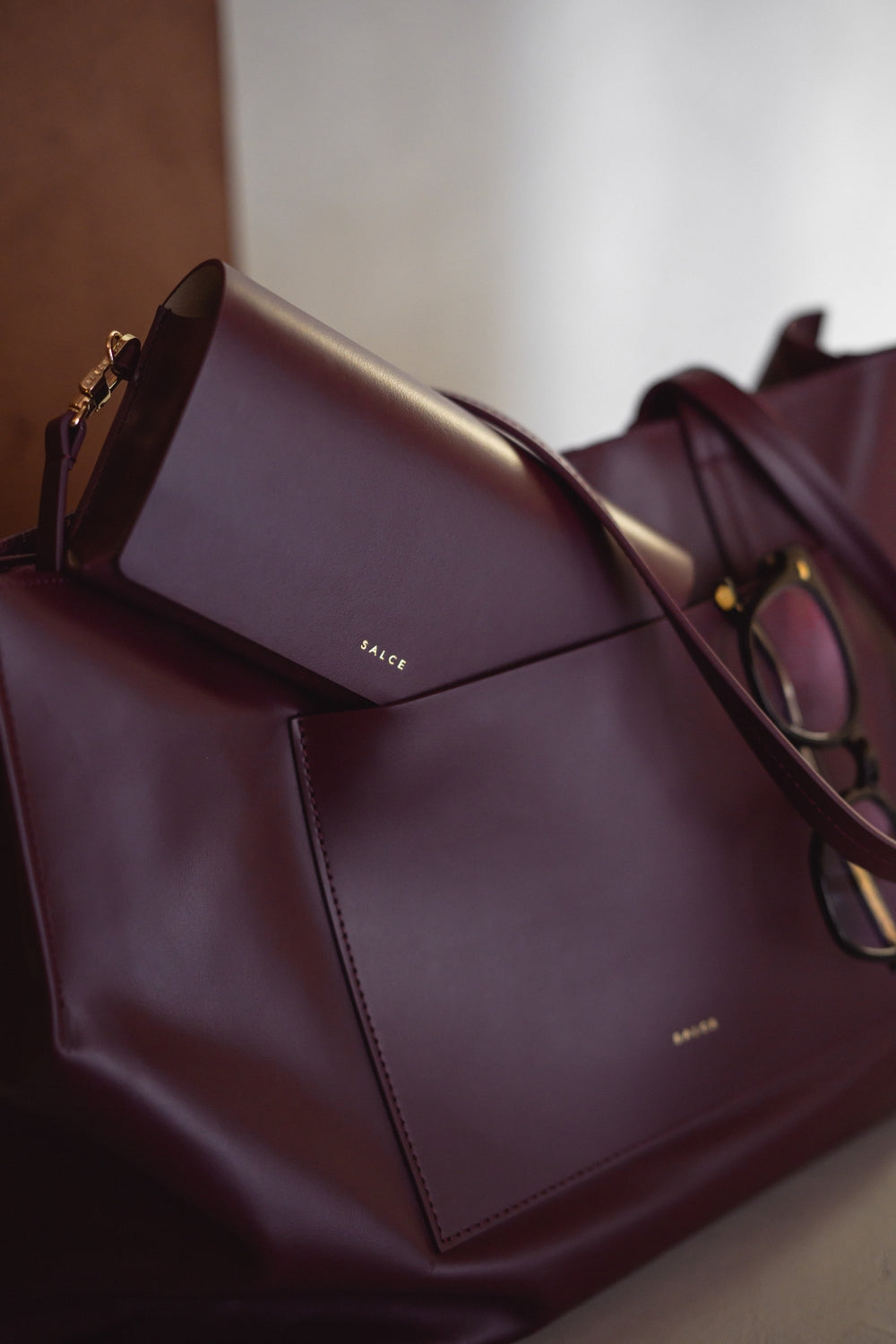 GRETE with case (BURGUNDY)|予約販売9/11発送予定