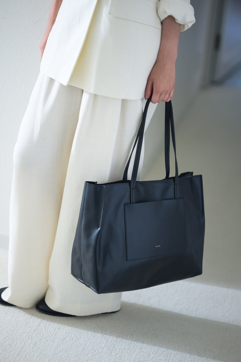 GRETE with case (BLACK) |予約販売9/11発送予定